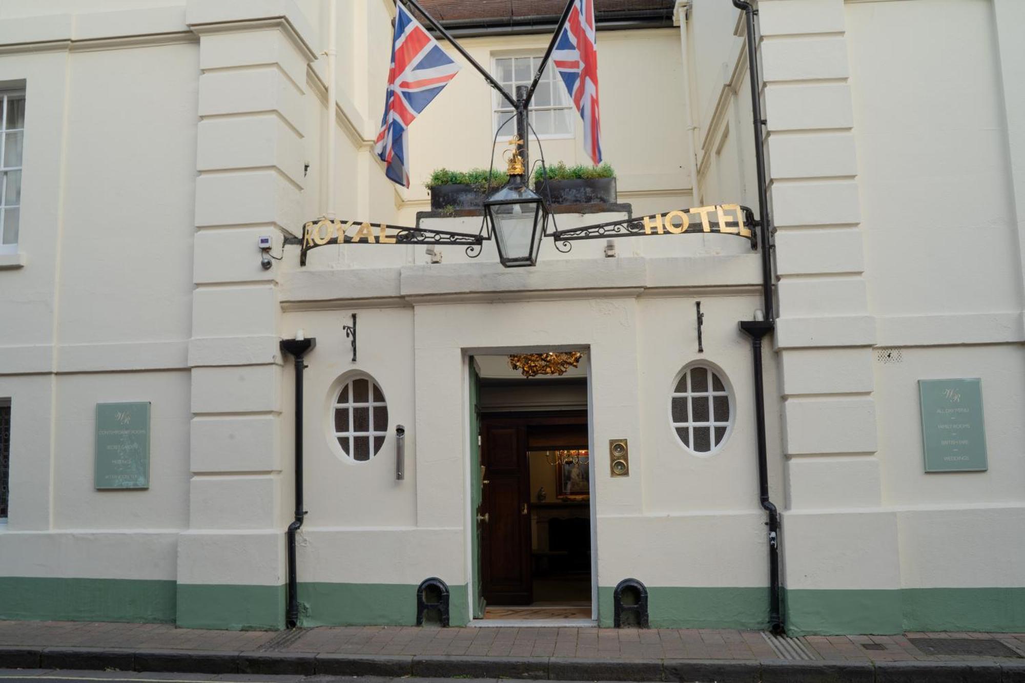 Winchester Royal Hotel Buitenkant foto